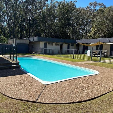 Bull And Bush Hotel Medowie Exterior photo